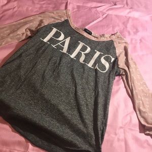 Quarter sleeve high low Paris shirt